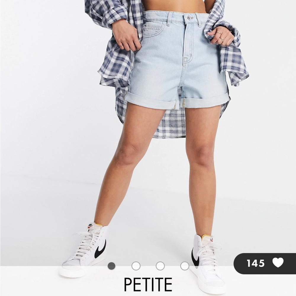 DTT Petite Caidi high rise denim shorts in light blue